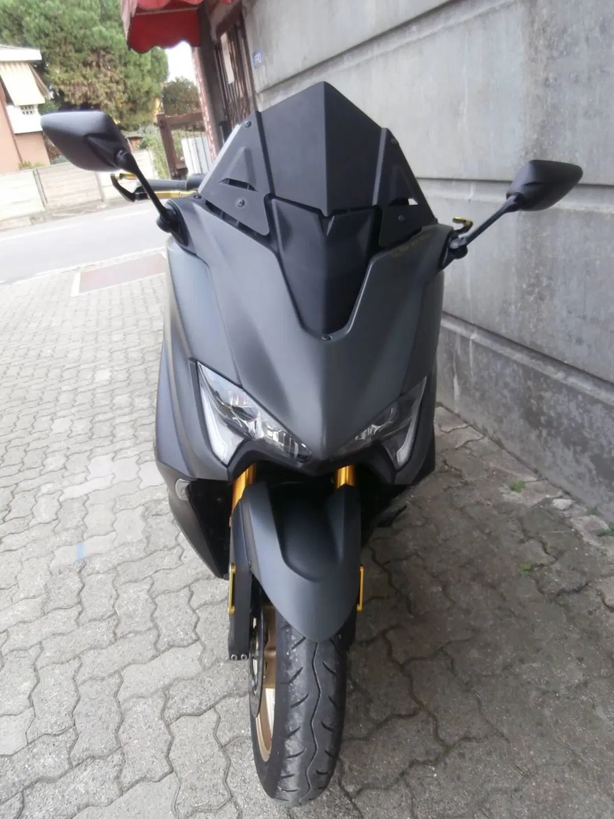 Yamaha T-Max 560 Tech Max (2022 - 24) (9)