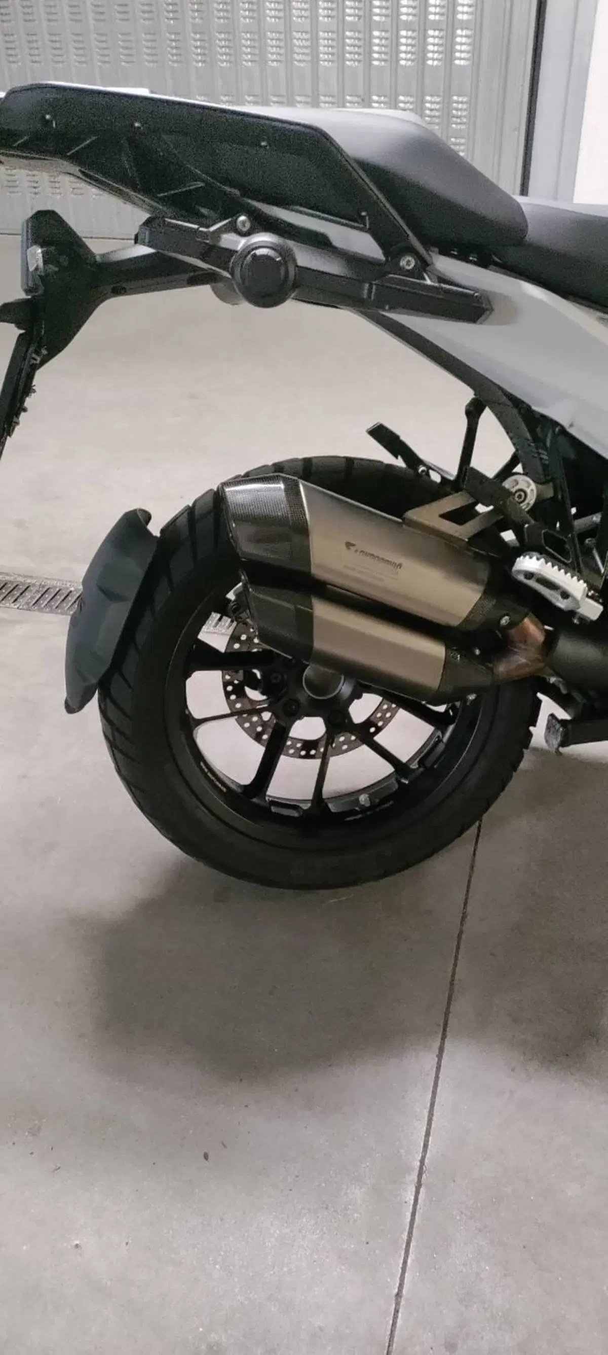 Bmw R 1300 GS Trophy (2023 - 26) (8)