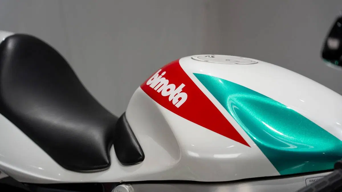 Bimota DB4 (5)