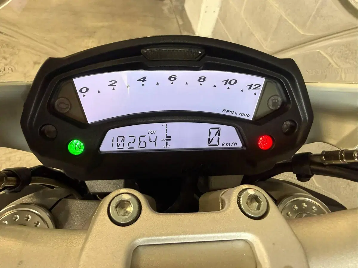 Ducati Monster 796 (2010 - 13) (4)