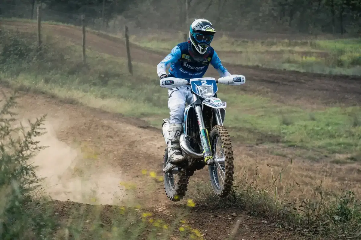 Oltre 100 prove in pista per il test ride off road KTM ed Husqvarna 2027 organizzato da NSA Motors (4)