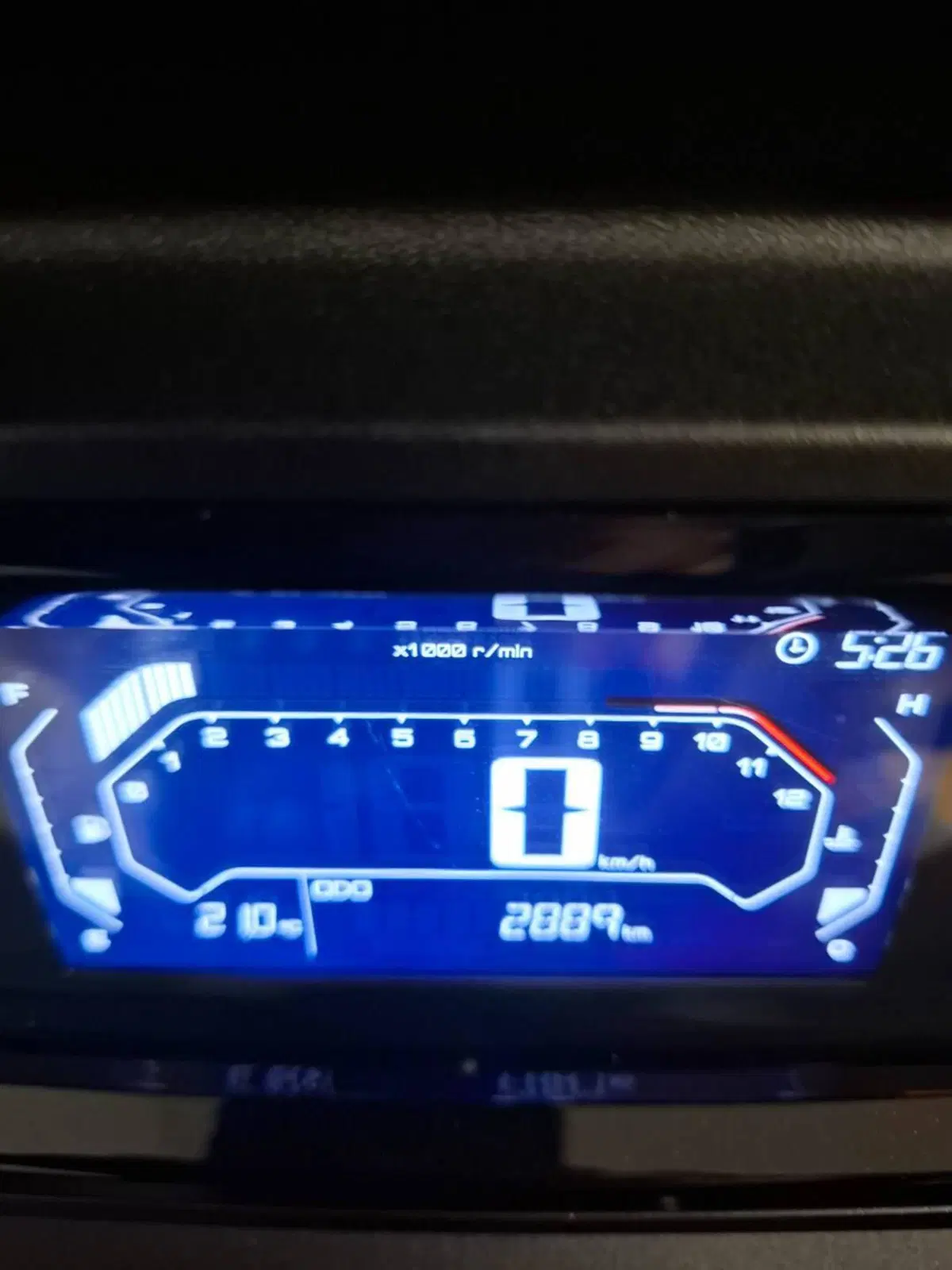 Yamaha X-Max 300 (2025 - 26) (3)