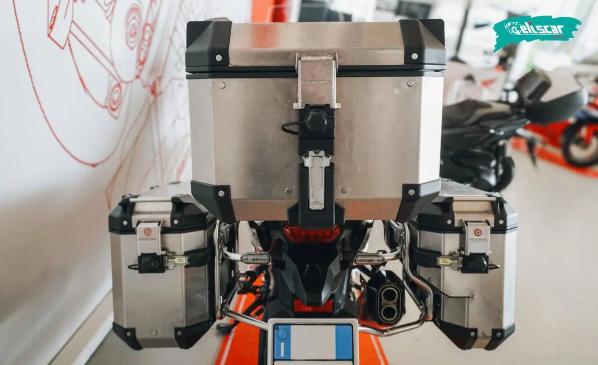 Honda Africa Twin CRF 1100L (2022 - 23) (7)