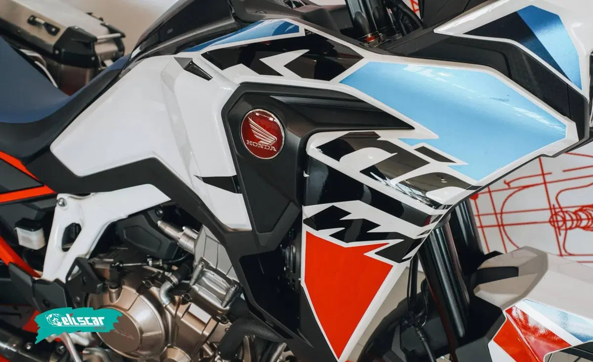 Honda Africa Twin CRF 1100L (2022 - 23) (13)