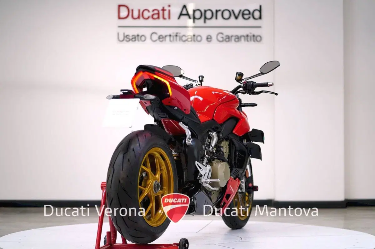 Ducati Streetfighter V4 1100 (2021 - 22) (7)