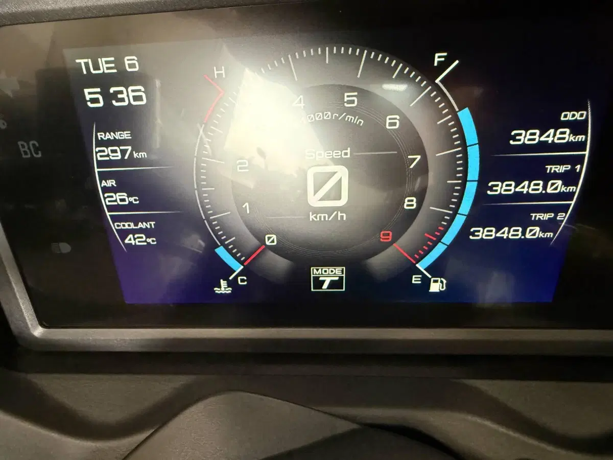 Yamaha T-Max 560 (2025 - 26) (10)