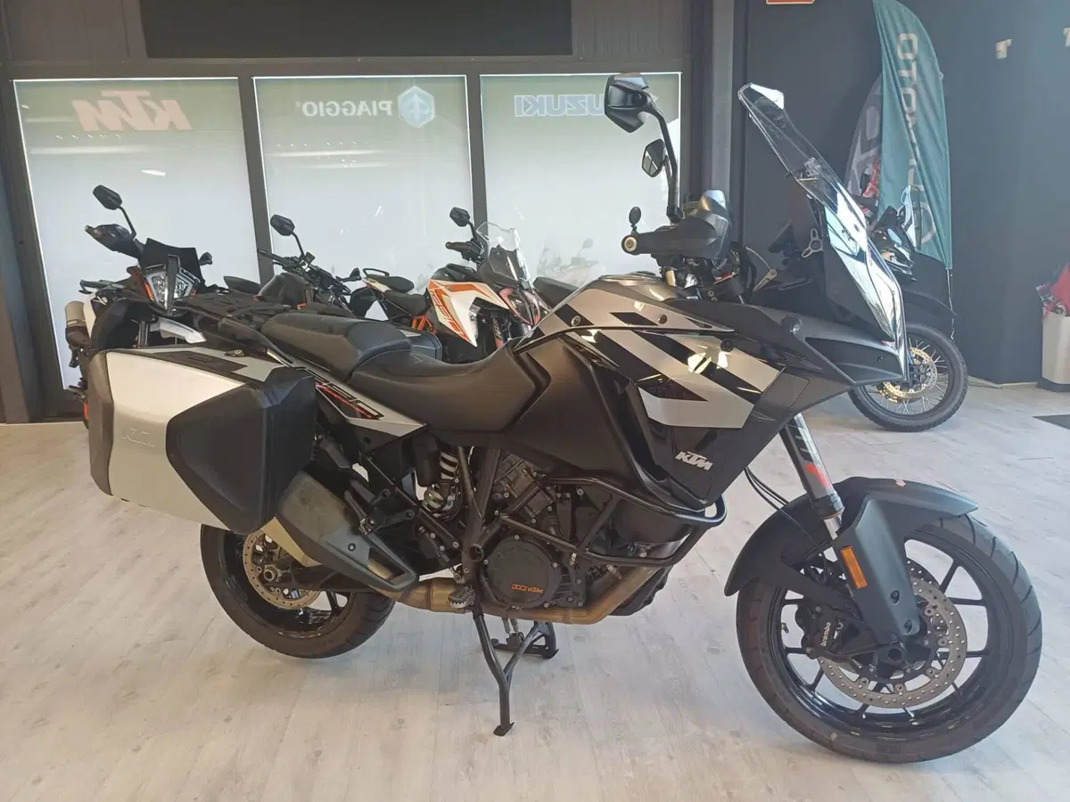 KTM 1290 Super Adventure S (2017 - 20) (4)