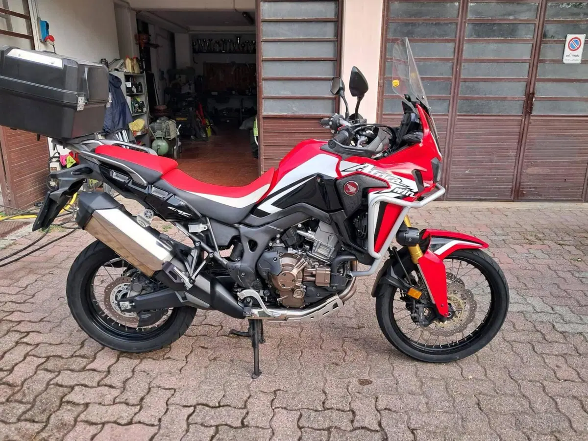 Honda Africa Twin CRF 1000L (2016 - 17) (6)