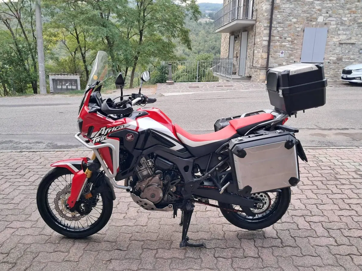 Honda Africa Twin CRF 1000L (2016 - 17) (2)
