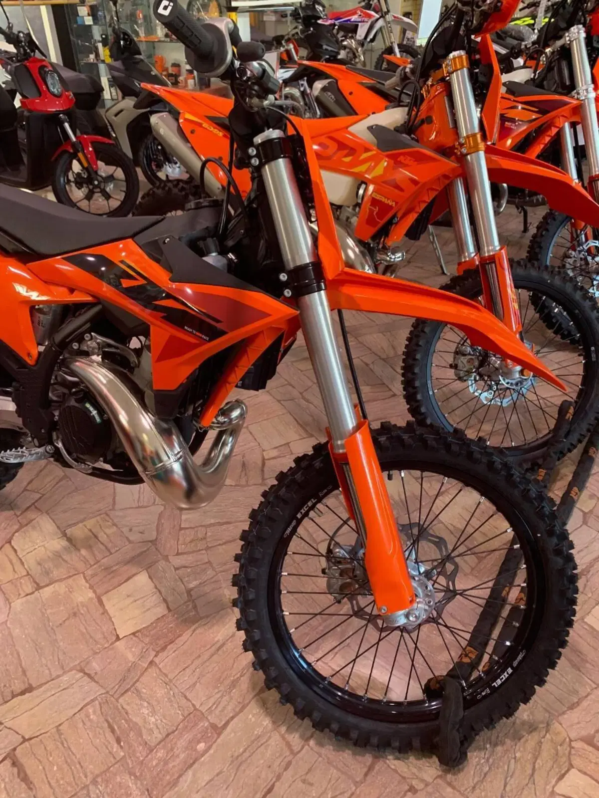 KTM 250 SX (2025) (2)