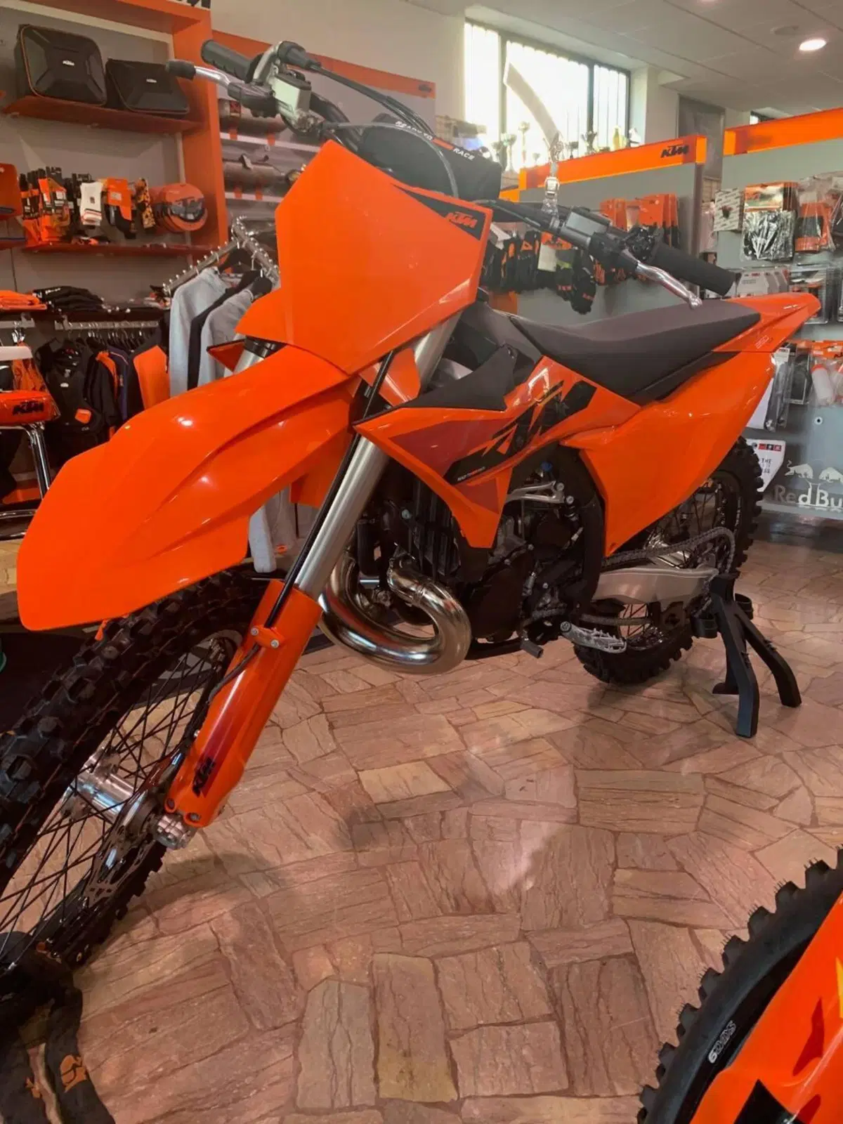 KTM 250 SX (2025) (3)