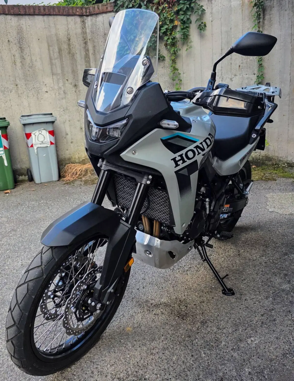 Honda Transalp XL750 (2026) (3)
