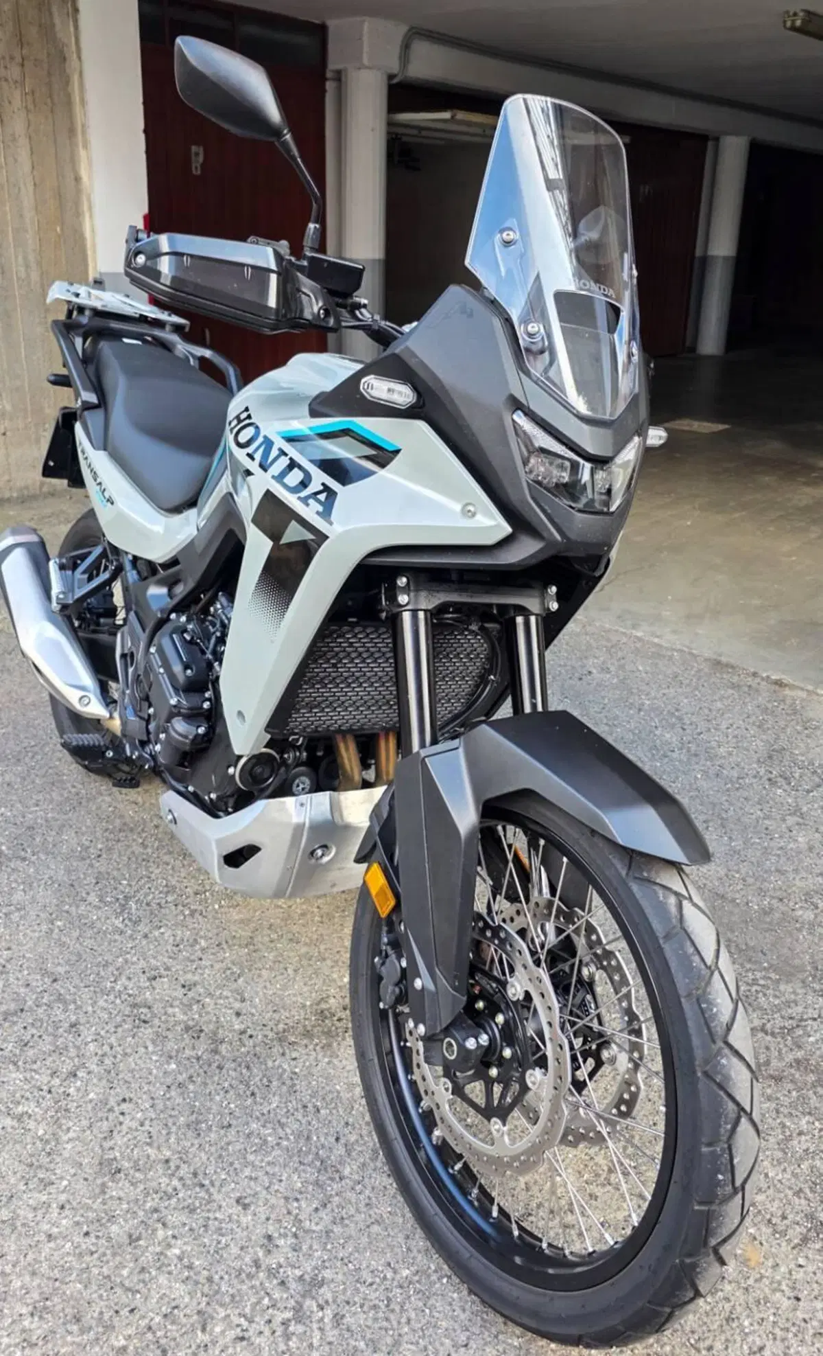 Honda Transalp XL750 (2026) (4)