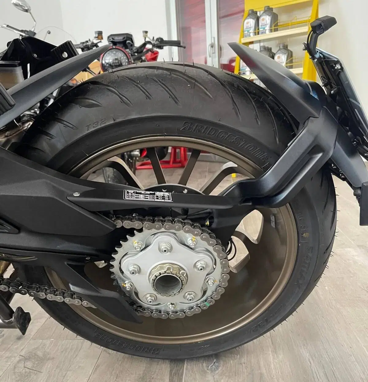 MV Agusta Turismo Veloce 800 Lusso SCS (2021 - 26) (12)