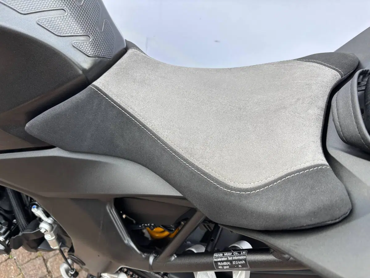 Honda CB 1000 Hornet SP (2025 - 26) (3)