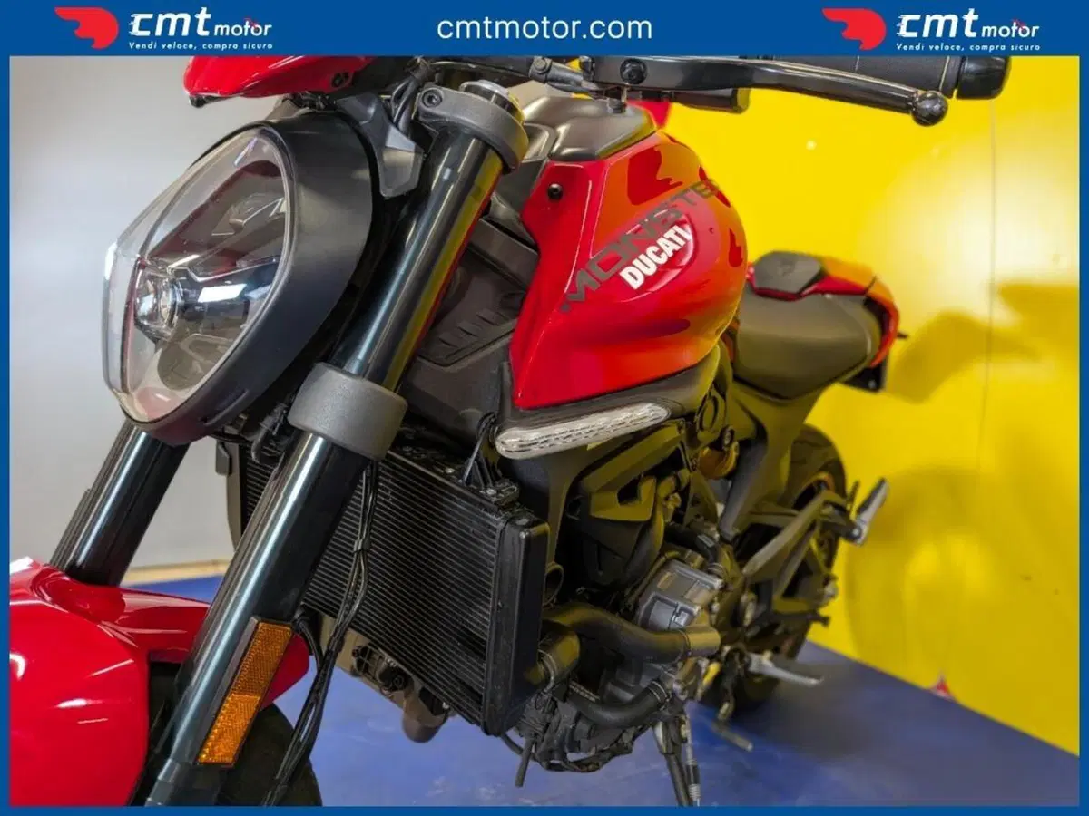 Ducati Monster 937 + (2021 - 25) (8)