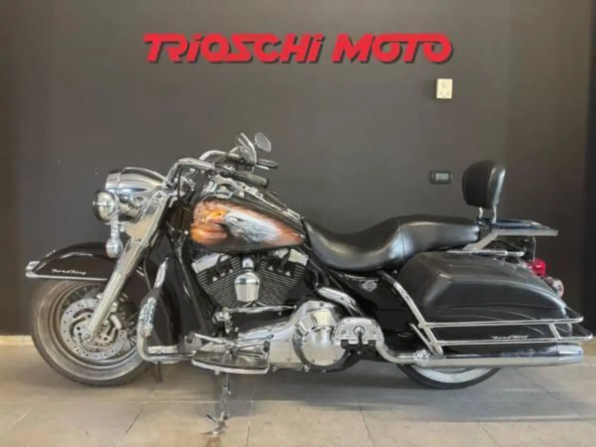 Harley-Davidson 1450 Road King Classic (1999 - 02) - FLHRCI (2)