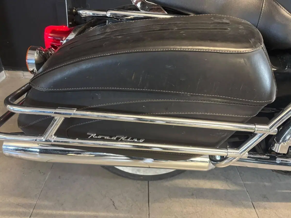 Harley-Davidson 1450 Road King Classic (1999 - 02) - FLHRCI (4)