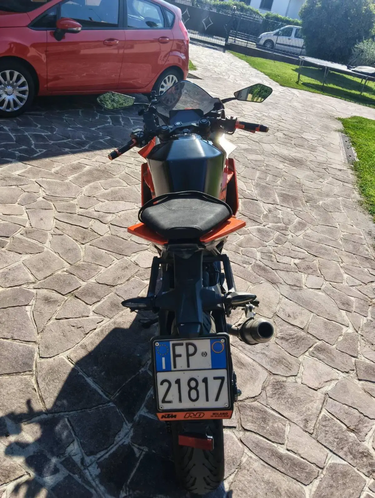 KTM RC 125 (2022 - 26) (7)
