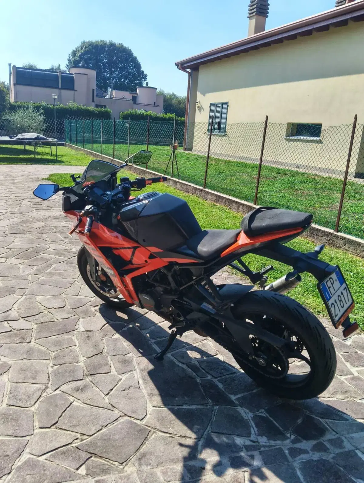KTM RC 125 (2022 - 26) (8)