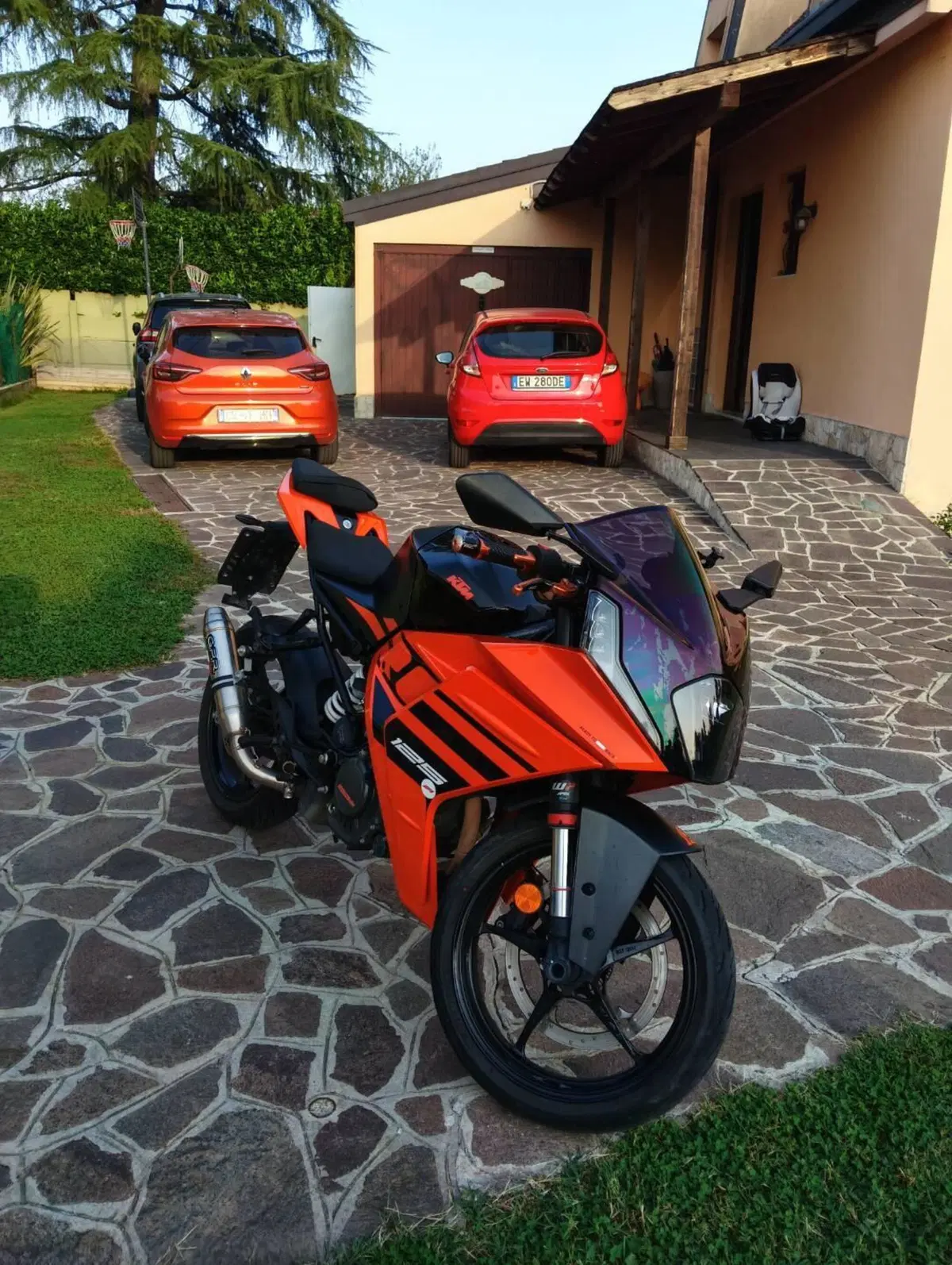KTM RC 125 (2022 - 26)