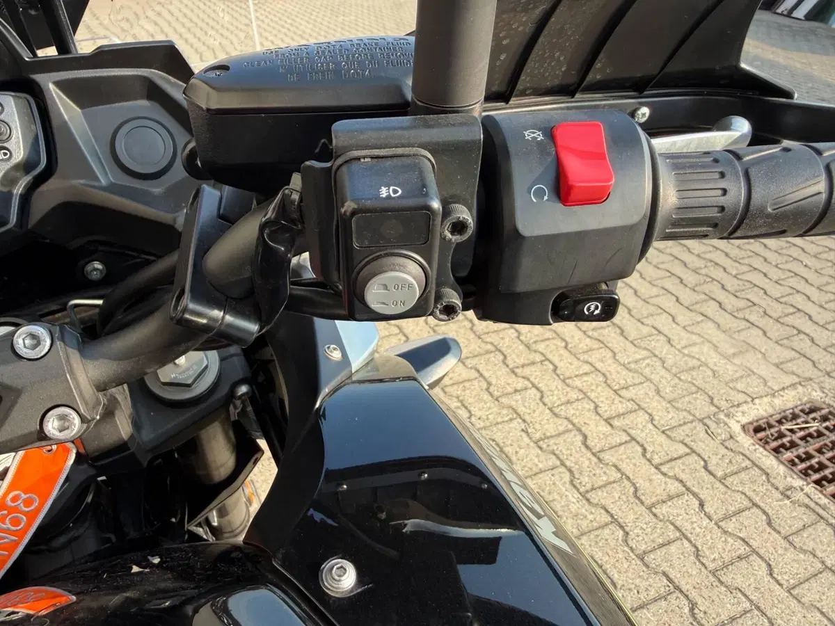 Kawasaki Versys 650 Grand Tourer (2017 - 20) (7)