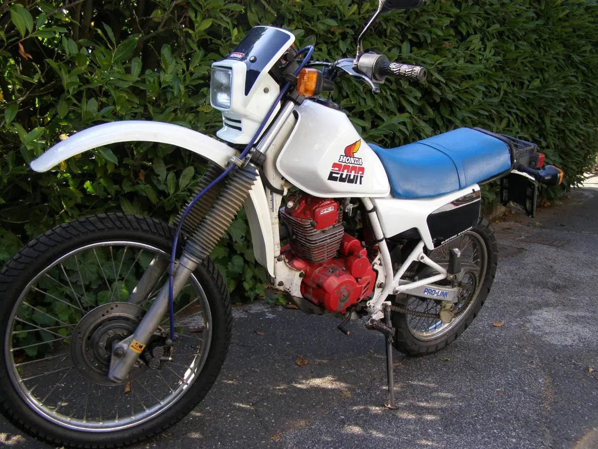 Honda XL200 (4)