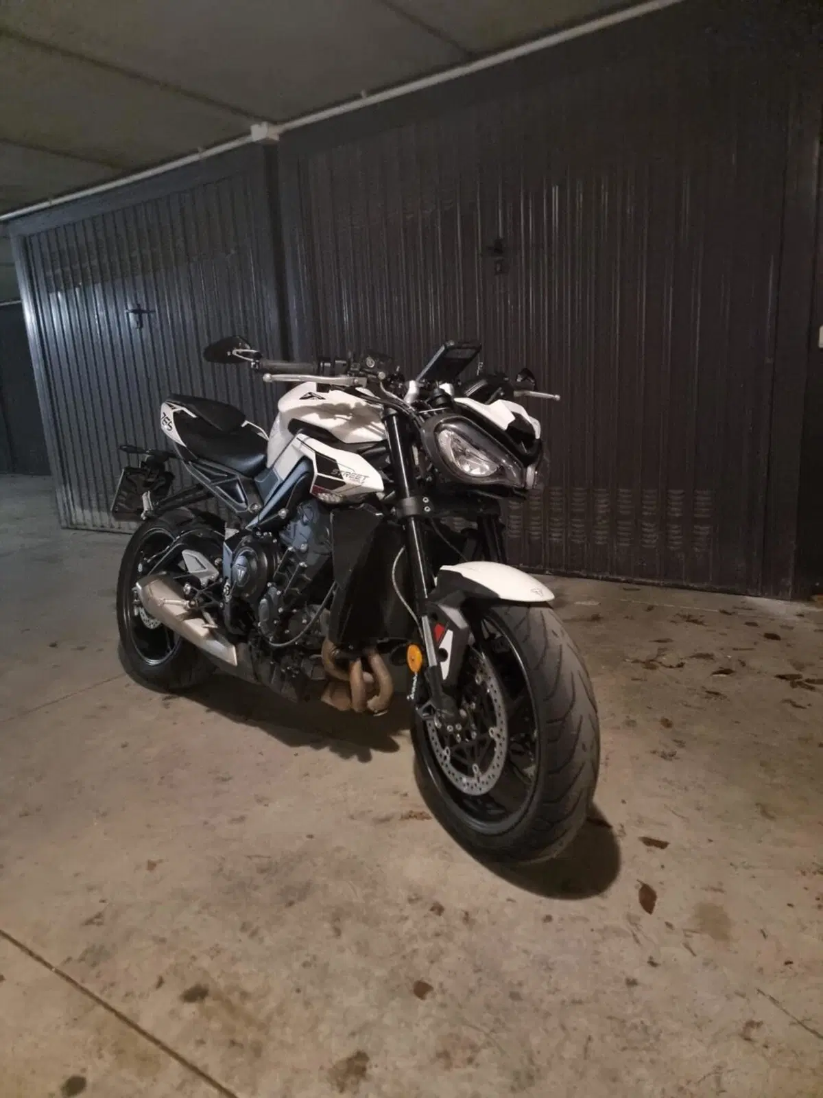 Triumph Street Triple 765 Moto2 Edition (2023 - 24)
