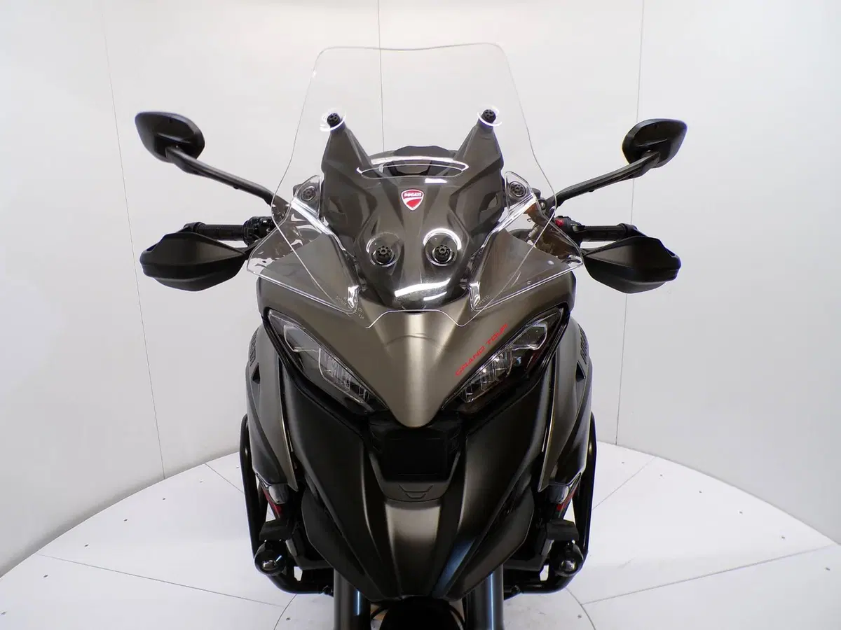 Ducati Multistrada V4 S Grand Tour (2024) (9)