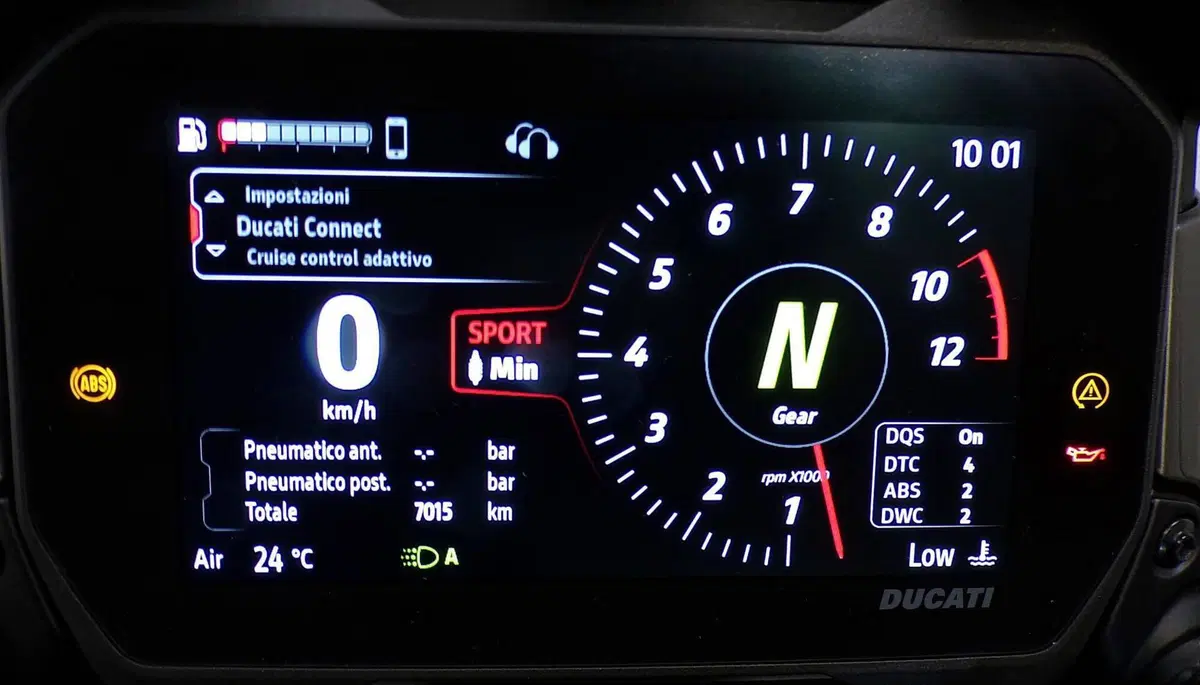 Ducati Multistrada V4 S Grand Tour (2024) (13)