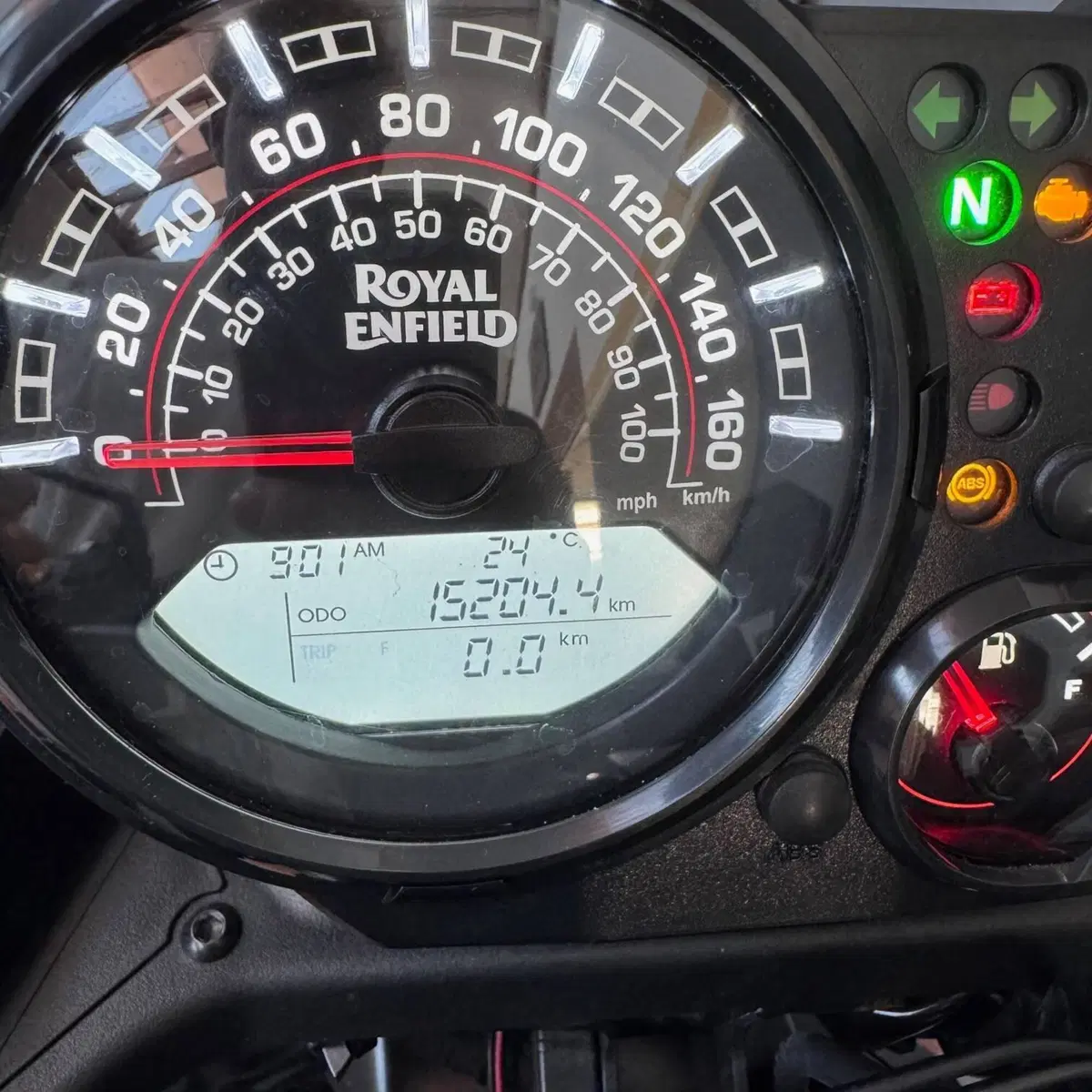 Royal Enfield Himalayan 411 (2021 - 24) (5)