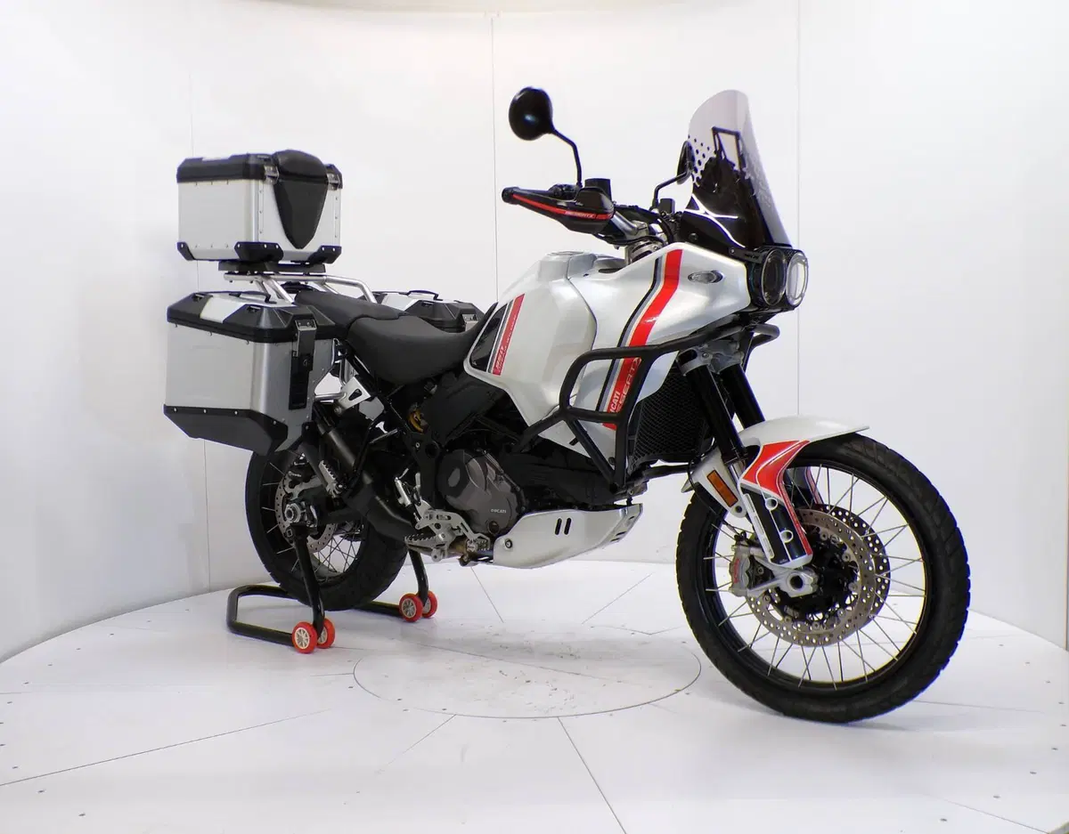 Ducati DesertX (2022 - 25) (2)