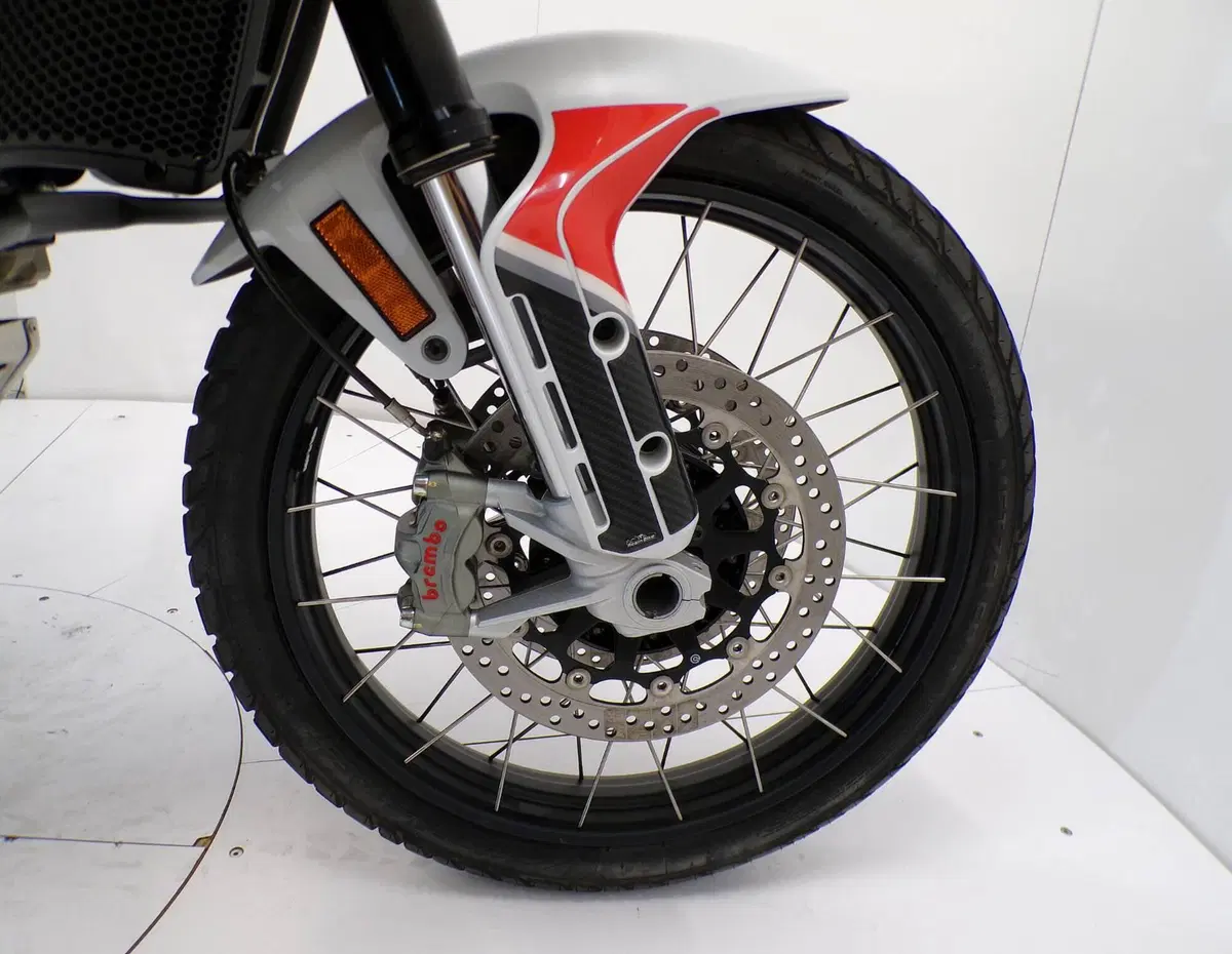 Ducati DesertX (2022 - 25) (11)