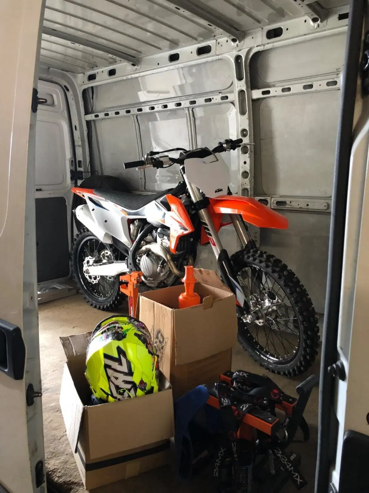 KTM 250 SX-F (2021) (3)