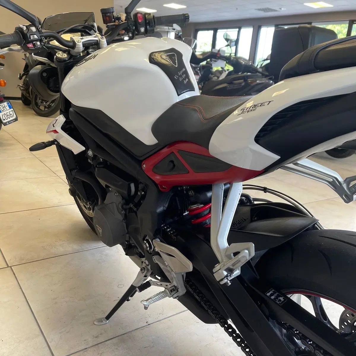 Triumph Street Triple ABS (2013 - 17) (8)