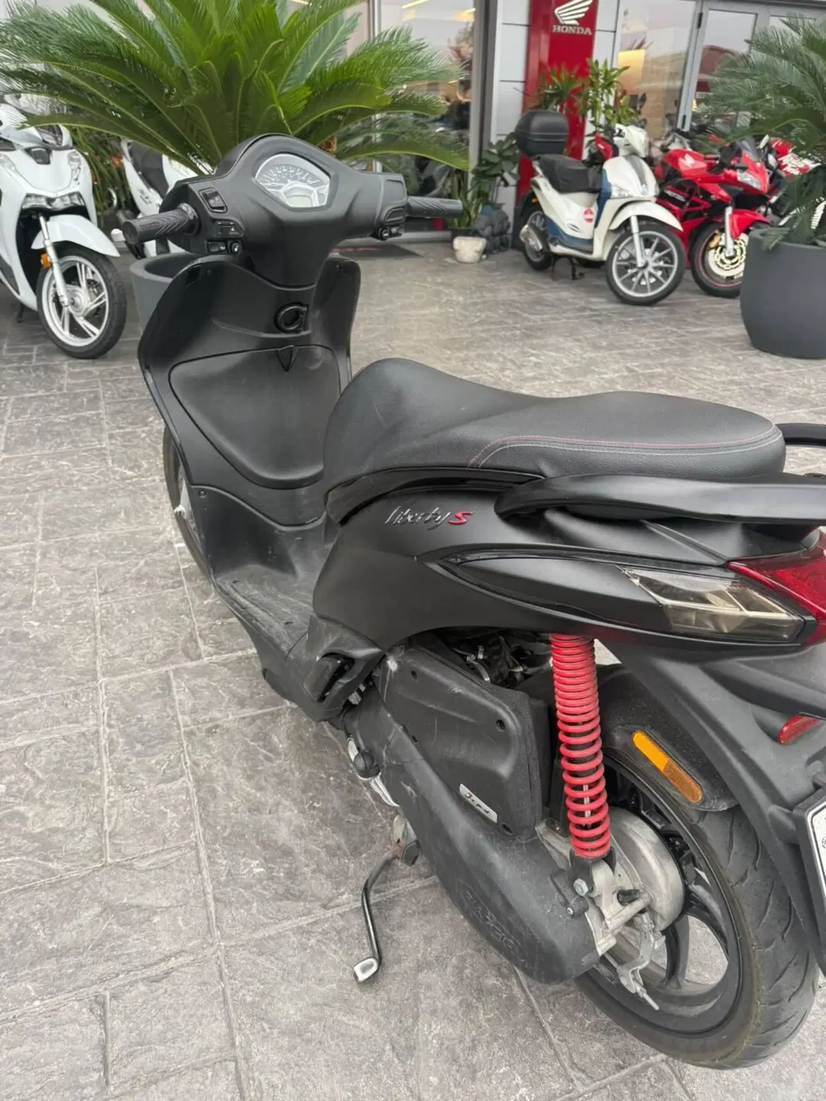 Piaggio Liberty 50 3V (2021 - 24) (2)