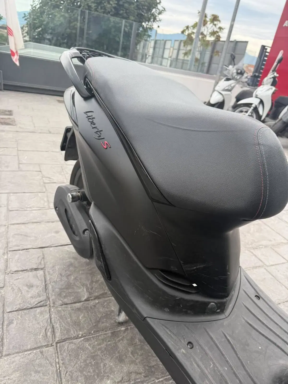 Piaggio Liberty 50 3V (2021 - 24) (4)
