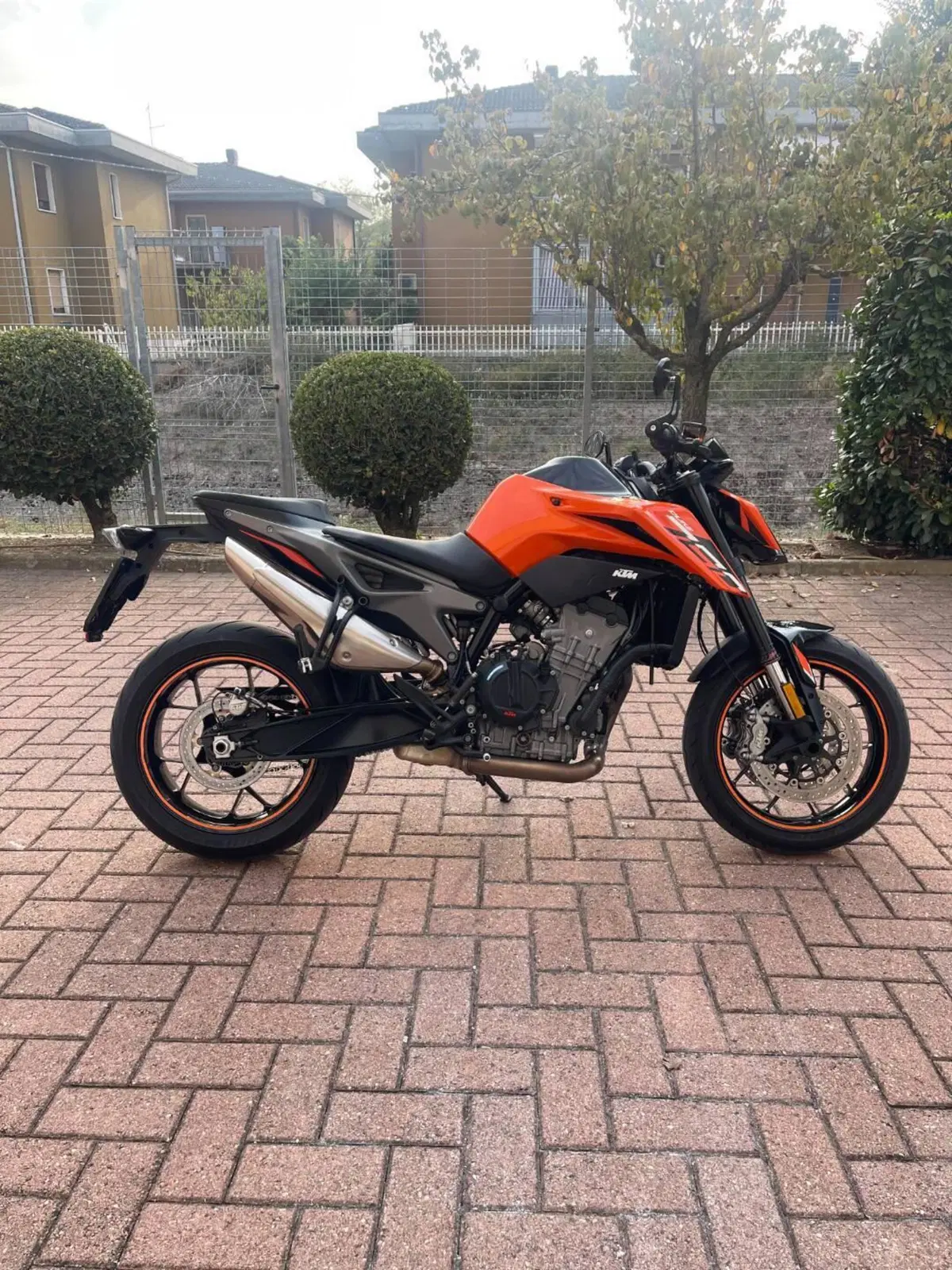 KTM 790 Duke L (2025 - 26)