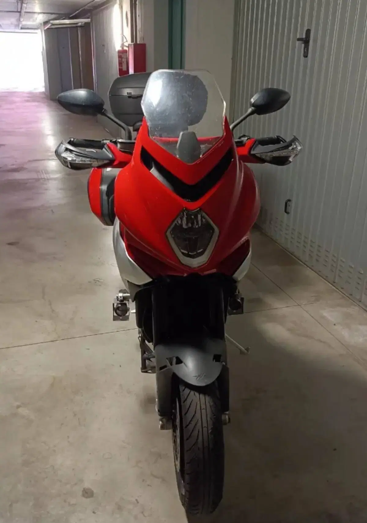 MV Agusta Turismo Veloce 800 (2014 - 16) (3)