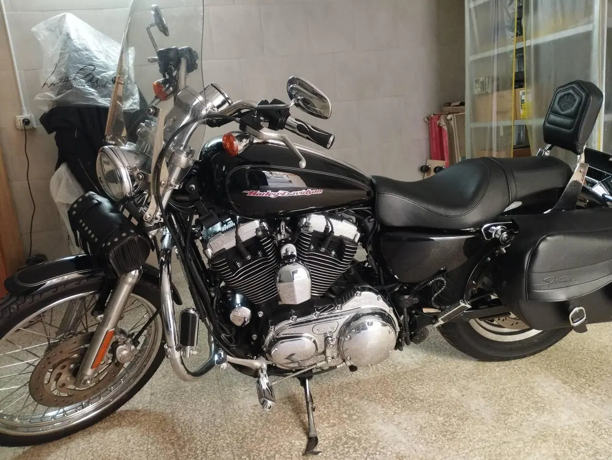 Harley-Davidson 1200 Custom (2007 - 13) - XL 1200C (2)