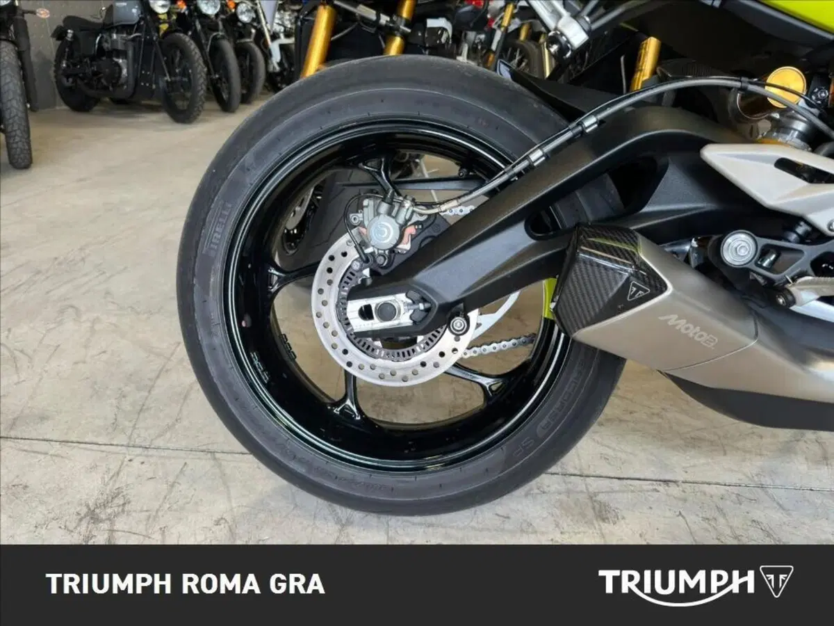 Triumph Street Triple 765 Moto2 (2026) (5)
