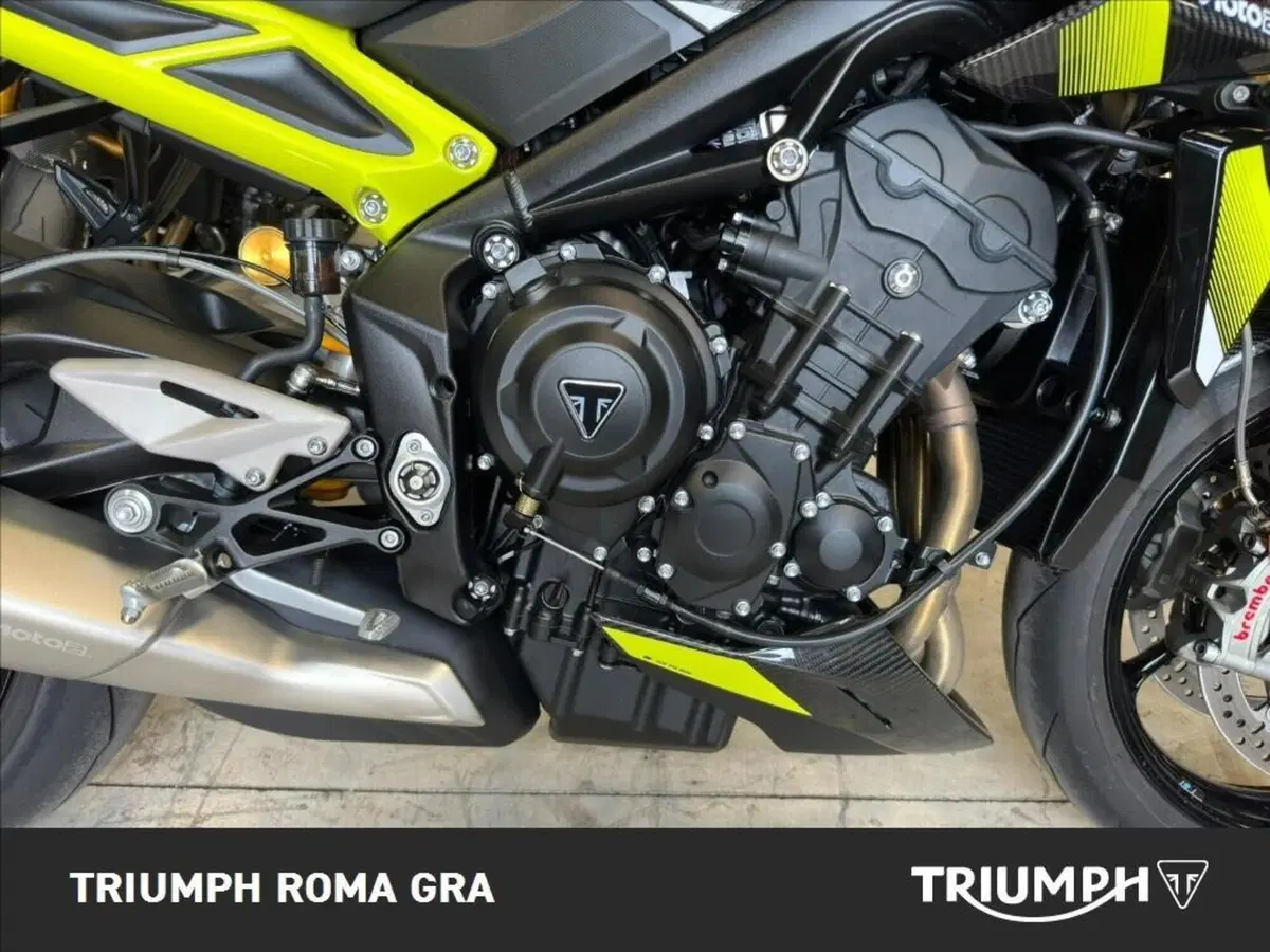 Triumph Street Triple 765 Moto2 (2026) (6)