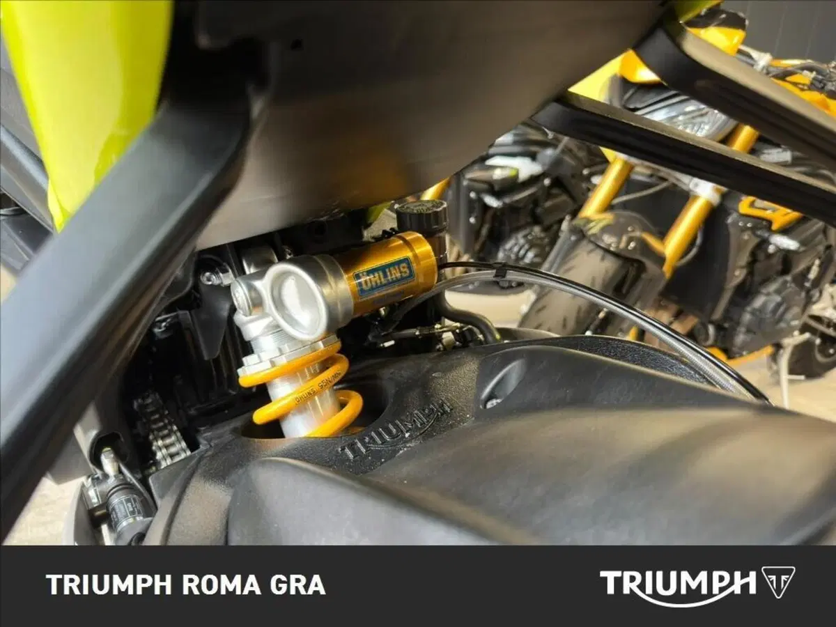 Triumph Street Triple 765 Moto2 (2026) (16)