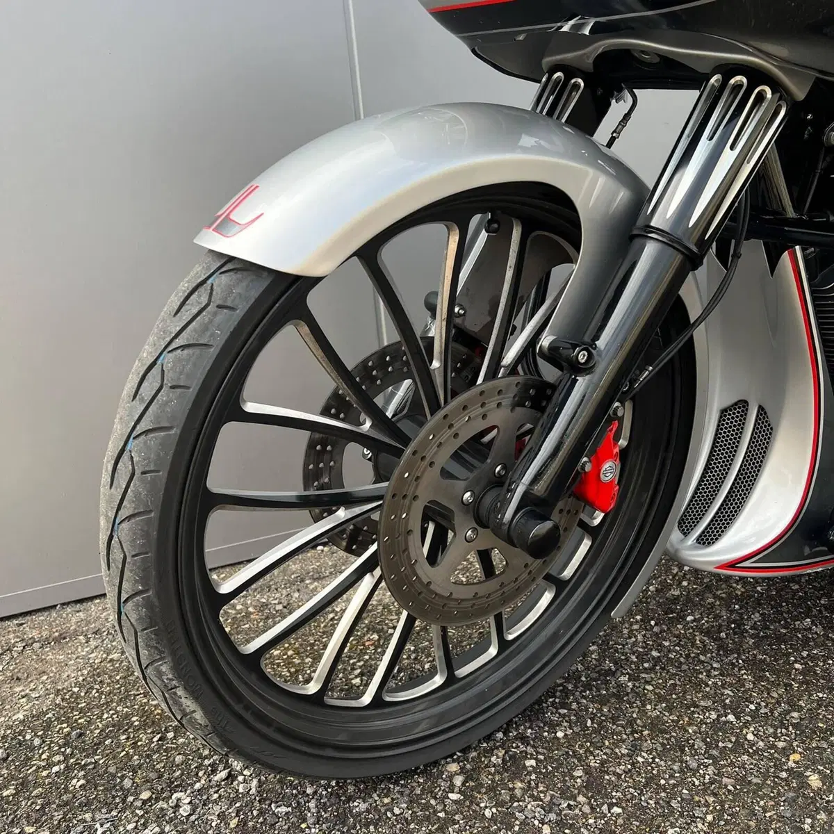 Harley-Davidson 1690 Road Glide Special (2013 - 16) (18)