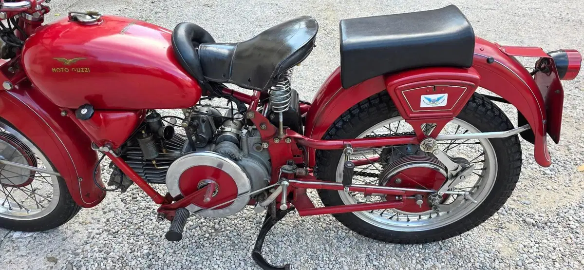 Moto Guzzi FALCONE TURISMO (9)