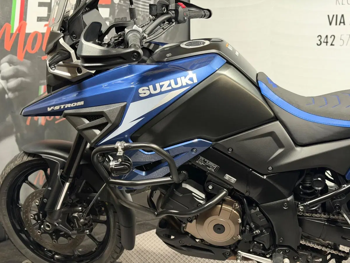 Suzuki V-Strom 1050SE (2023 - 24) (9)