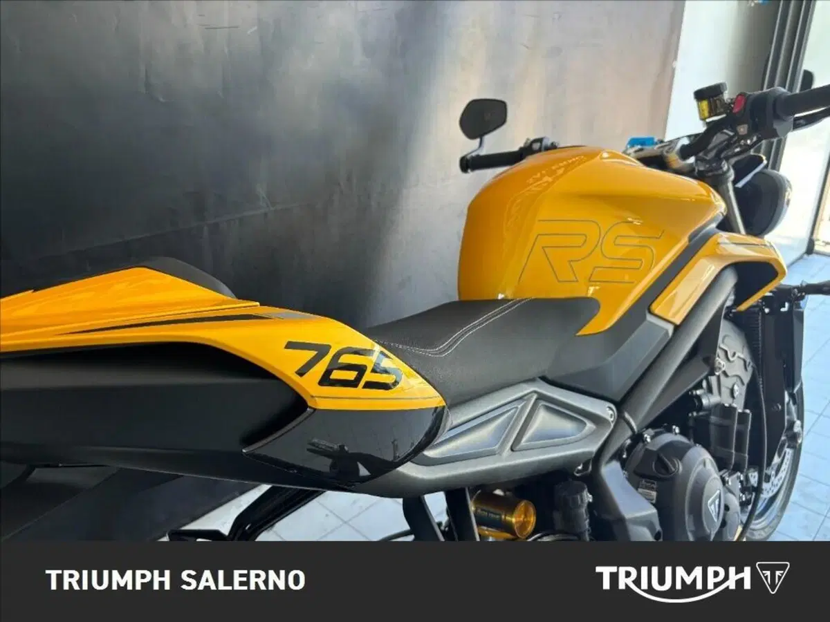 Triumph Street Triple 765 RS (2023 - 26) (4)