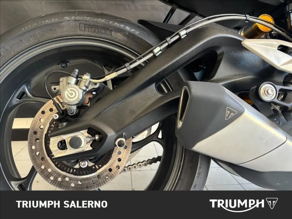 Triumph Street Triple 765 RS (2023 - 26) (6)