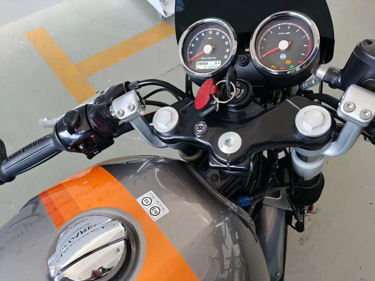Royal Enfield Continental GT 650 (2021 - 26) (6)