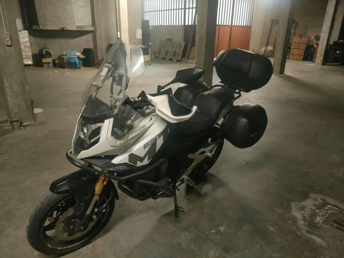 CFMOTO 650MT (2021 - 24) (6)